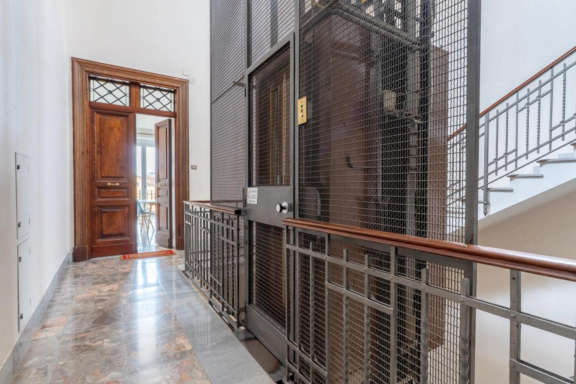 La Galleria, Rooftop Flat Nearby Borghese Appartamento Roma